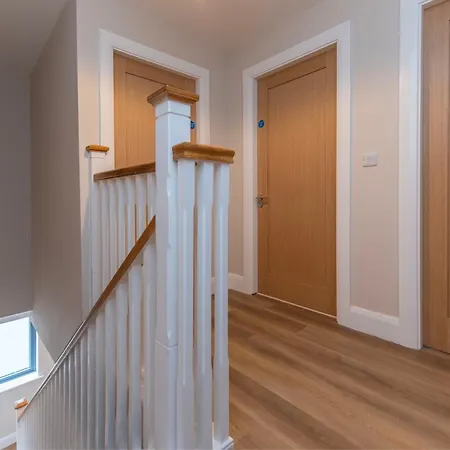 Modern 4-bedroom Townhouse In The Heart Of Village Barna (Galway)